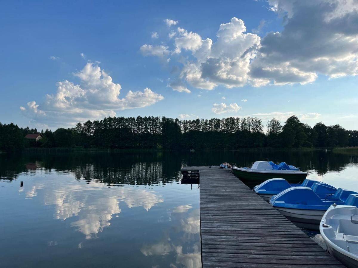 Domek Z Kominkiem Nad Jeziorem Z Jacuzzi Ogrodowym Sumowo  Luaran gambar